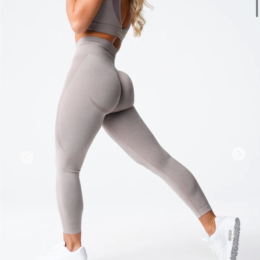 NVGTN taupe leggings